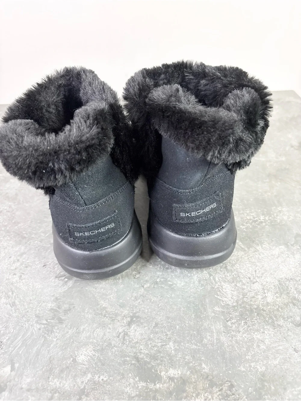 Skechers Women's On-The-Go Joy black suede slip-on boots faux fur trim size 7 - Picture 5 of 9